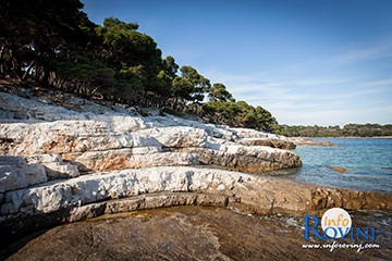 Škaraba Bay