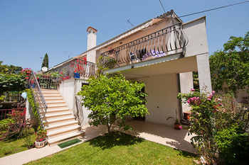 Apartments Zora - Rovinj, Laste 7 1